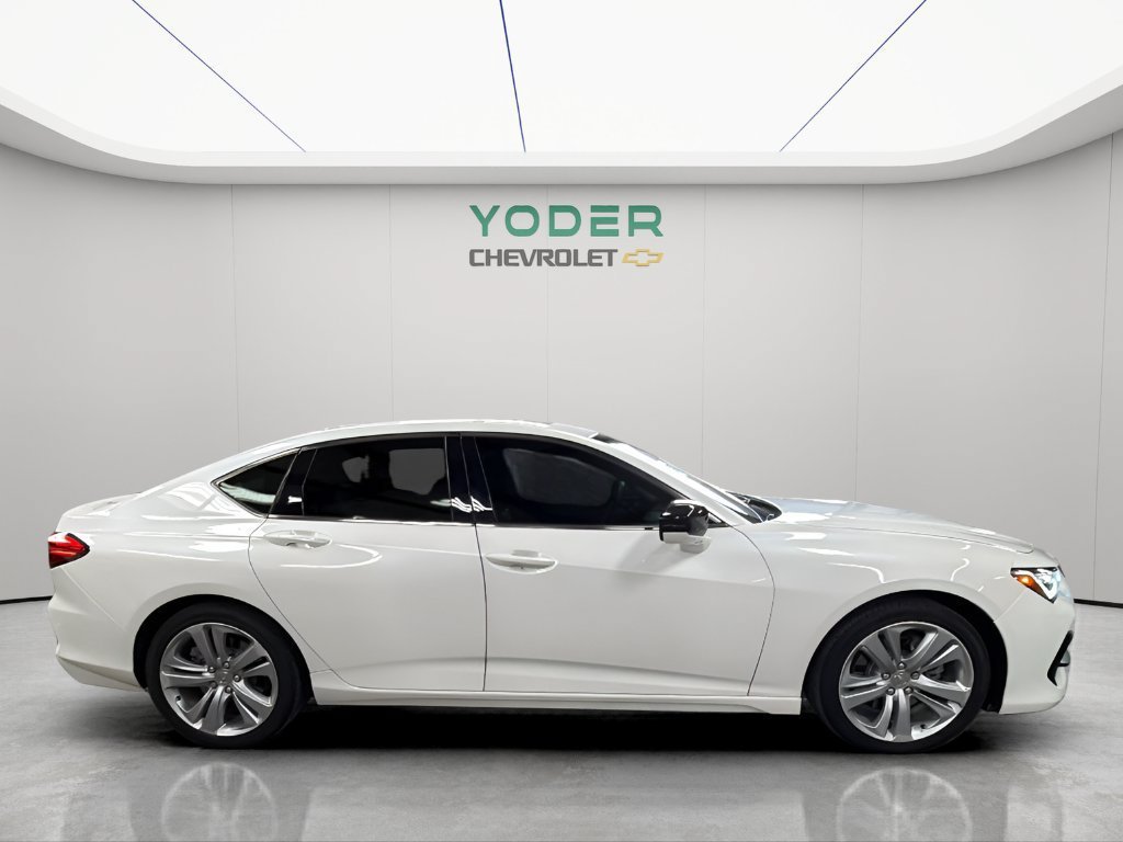 Used 2022 Acura TLX w/ Technology Package FWD image 3