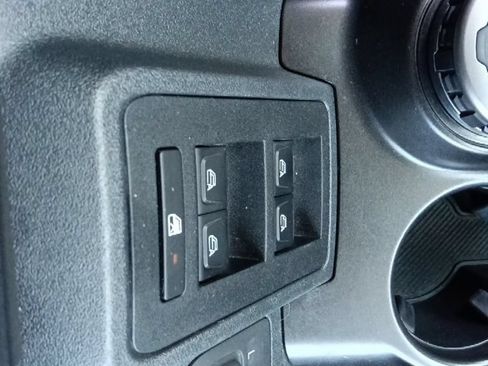 Used 2023 Ford Bronco Wildtrak AWD/4WD image 25