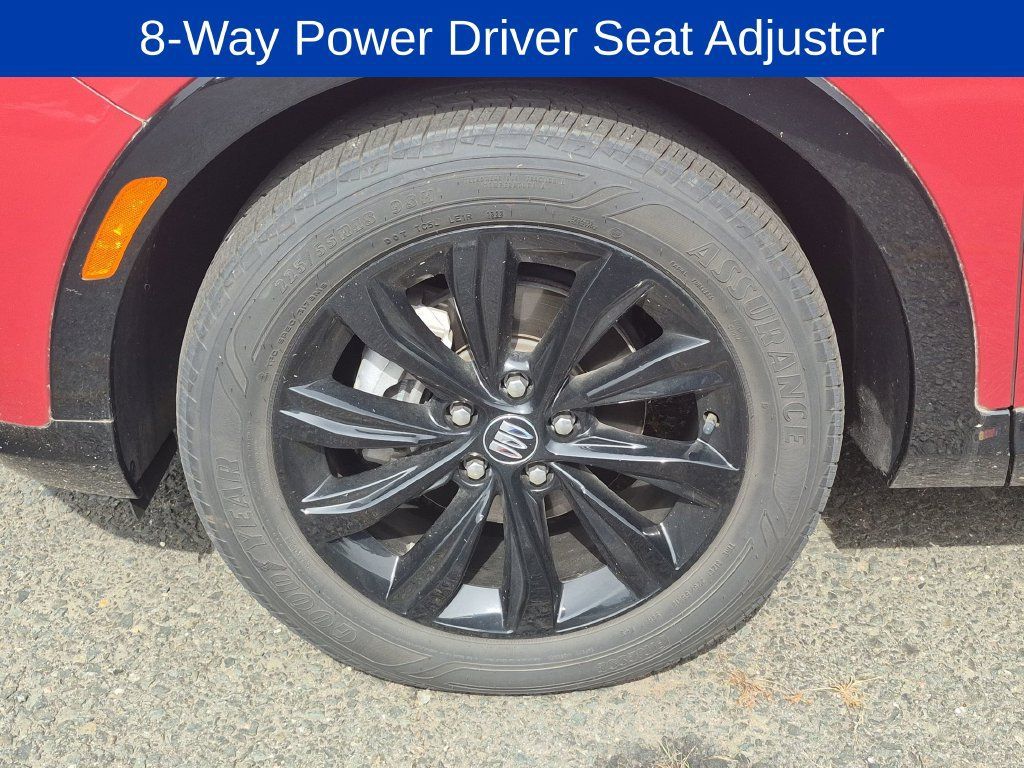 Used 2024 Buick Envista Sport Touring w/ Convenience I Package FWD image 10