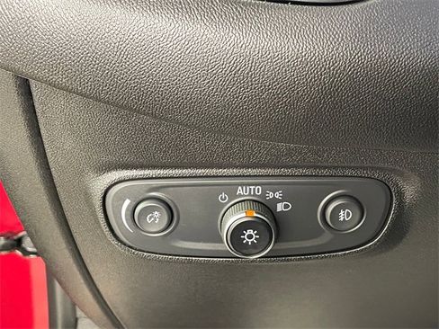 Used 2019 Chevrolet Equinox Premier image 14