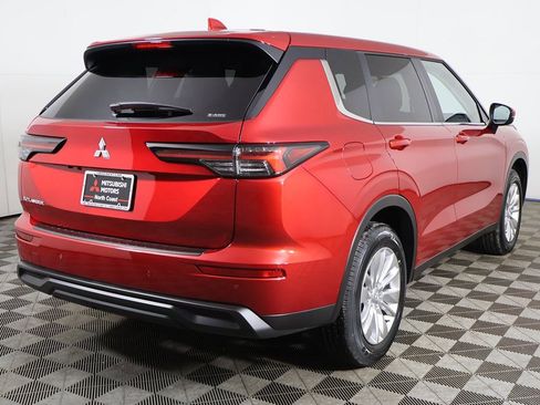 New 2026 Mitsubishi Outlander ES AWD/4WD image 11