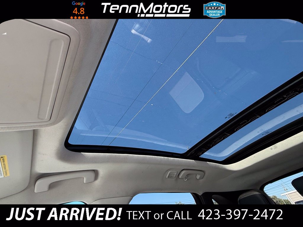 Used 2022 Ford Escape Titanium w/ Titanium Elite Package AWD/4WD image 23