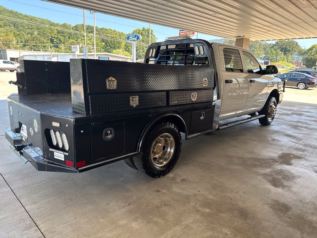 Used 2022 RAM 3500 Tradesman w/ Electrical Accessory Group AWD/4WD image 4