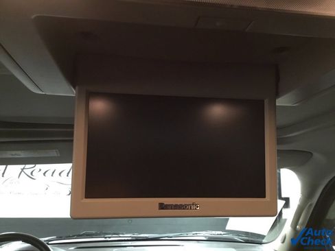 Used 2012 Chevrolet Avalanche LTZ image 28