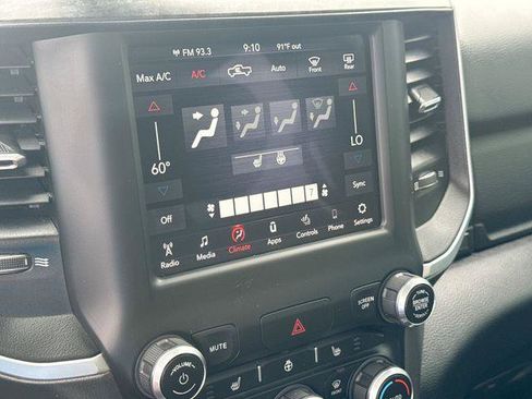 Used 2020 RAM 1500 Big Horn RWD image 12