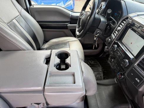 Used 2017 Ford F150 XLT w/ Equipment Group 302A Luxury image 10