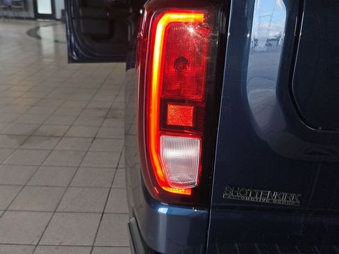 Used 2022 GMC Sierra 1500 Elevation w/ LPO, Elevation Black Package image 28