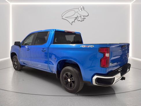 Used 2025 Chevrolet Silverado 1500 LT AWD/4WD image 3