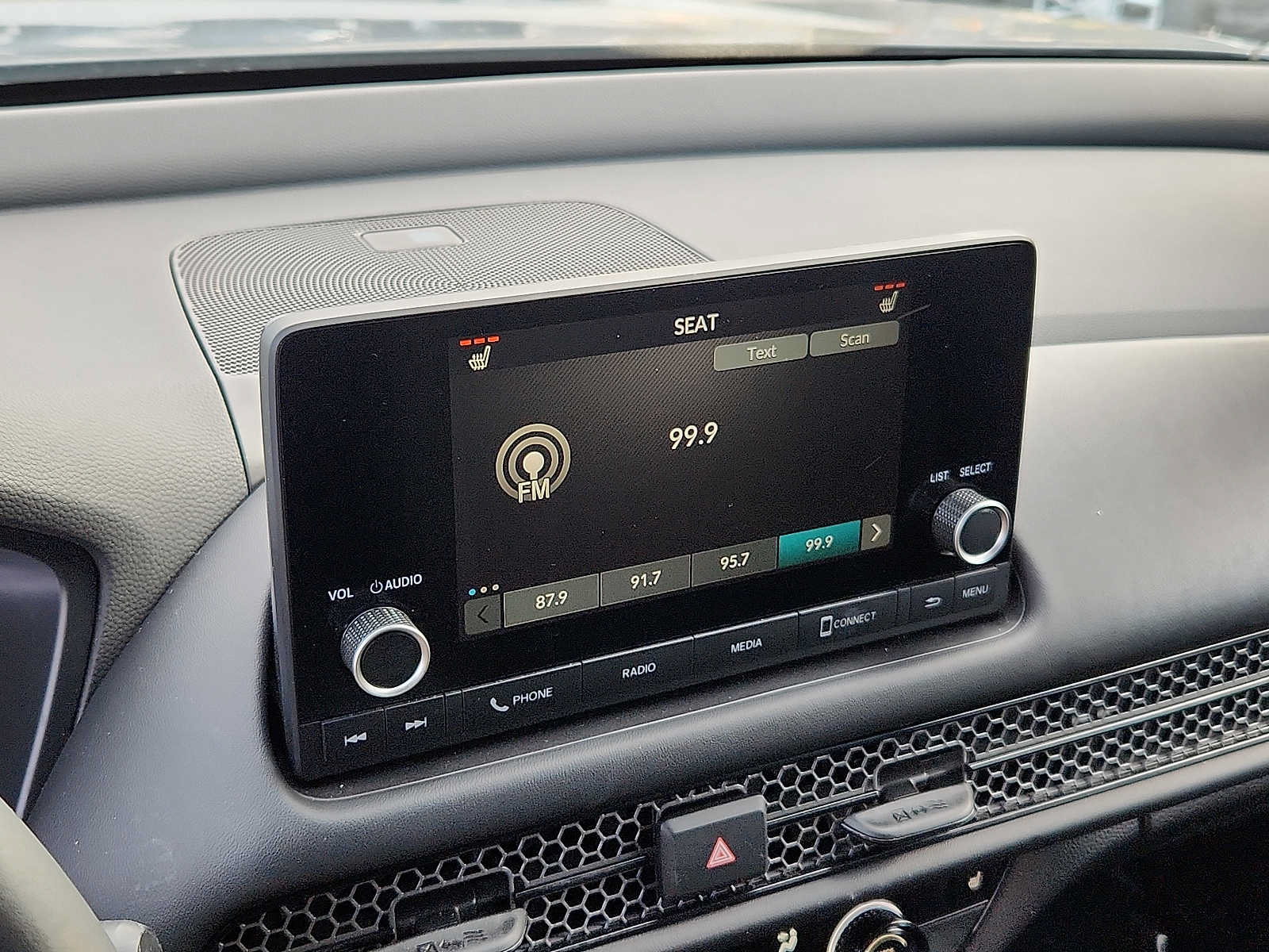 Used 2024 Honda HR-V Sport image 16