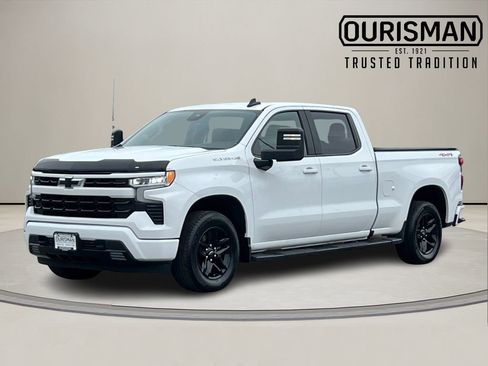 Used 2022 Chevrolet Silverado 1500 RST image 2
