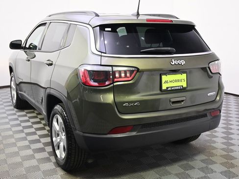 Used 2018 Jeep Compass Latitude w/ Popular Equipment Group image 4