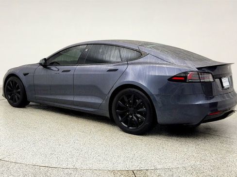 Used 2022 Tesla Model S Plaid image 7