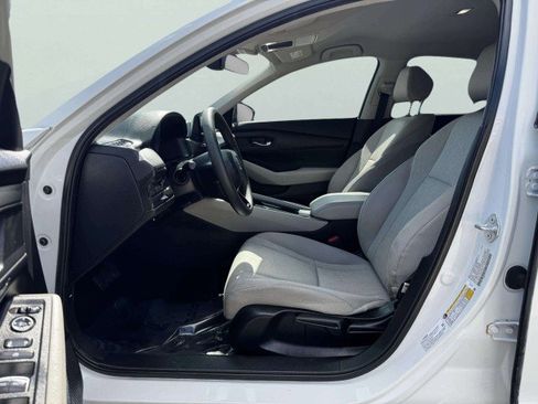 Used 2024 Honda Accord LX image 18