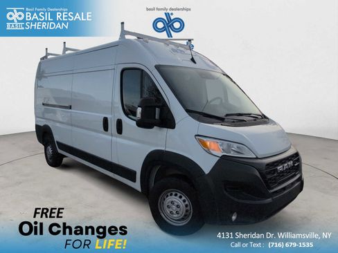 Used 2024 RAM ProMaster 2500 w/ Convenience Group image 1
