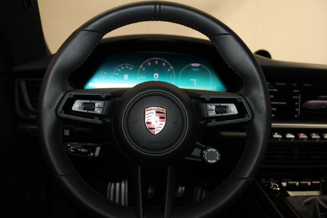 Used 2026 Porsche 911 Carrera T RWD image 27