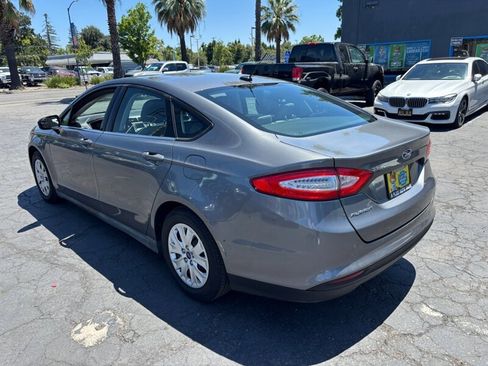 Used 2013 Ford Fusion S FWD image 7