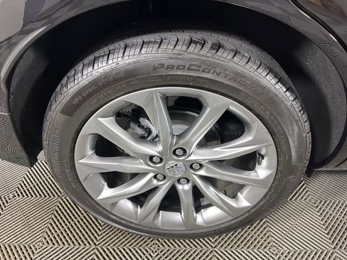 Certified 2025 Buick Encore GX Avenir w/ Avenir Technology Package image 8