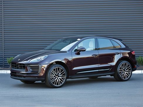 New 2026 Porsche Macan image 1