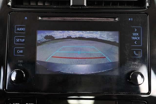 Used 2019 Toyota Prius XLE FWD image 38