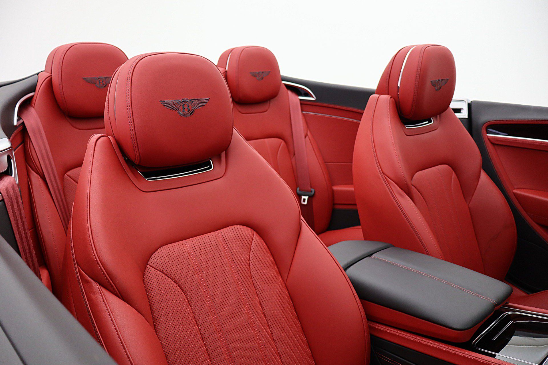 Used 2026 Bentley Continental GT Mulliner AWD/4WD image 37