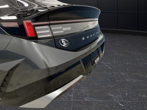 Used 2024 Hyundai Sonata Limited image 34