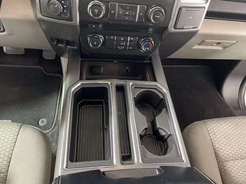 Used 2016 Ford F150 XLT image 17