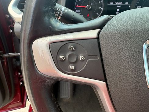 Used 2018 GMC Acadia SLE FWD image 11