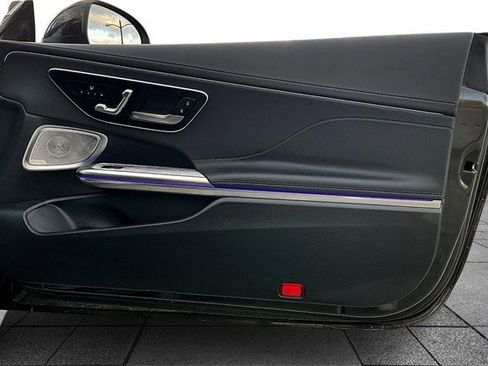 Certified 2025 Mercedes-Benz CLE 300 4MATIC Coupe image 31