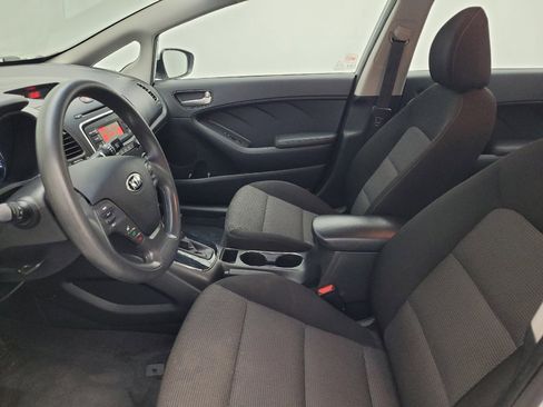 Used 2017 Kia Forte LX image 17