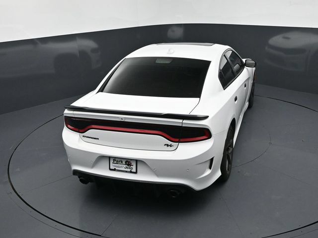 Used 2019 Dodge Charger R/T w/ Blacktop Package RWD image 17