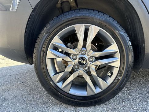 Certified 2021 Kia Seltos S FWD image 18