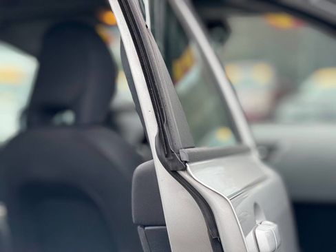 Used 2008 Volvo V50 2.4i image 5