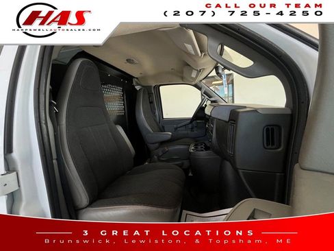 Used 2024 GMC Savana 2500 w/ Driver Convenience Package RWD image 11
