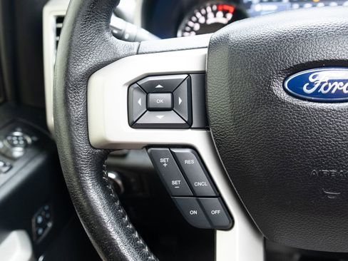 Used 2016 Ford F150 Lariat w/ Equipment Group 502A Luxury AWD/4WD image 8