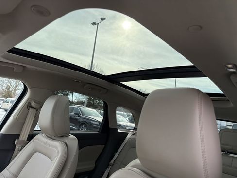 Certified 2023 Lincoln Corsair Standard w/ Equipment Group 101A image 29