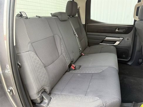 Used 2022 Toyota Tundra SR5 w/ SR5 Convenience Package image 33
