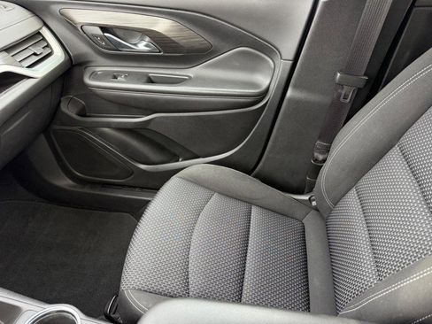 Certified 2023 GMC Terrain SLE image 21