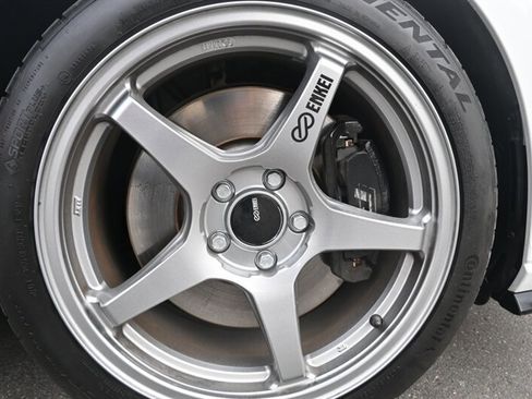 Used 2019 Volkswagen Golf R 4-Door image 14