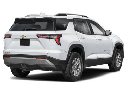 Used 2025 Chevrolet Equinox LT w/ Convenience Package II AWD/4WD image 3