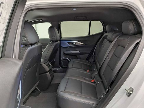 New 2026 Chevrolet Equinox EV LT image 19