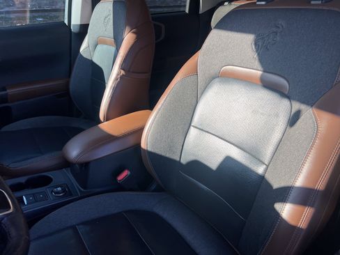 Used 2021 Ford Bronco Sport Outer Banks image 12