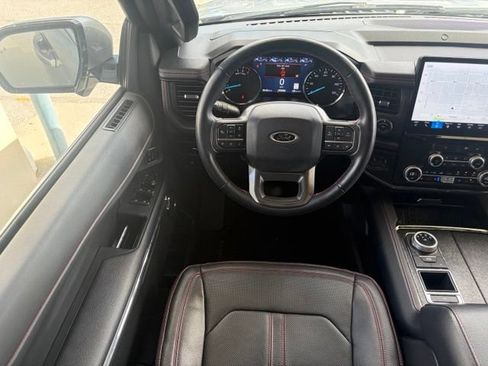 Used 2023 Ford Expedition Limited RWD image 13