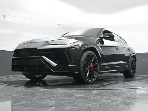 Used 2024 Lamborghini Urus S image 48