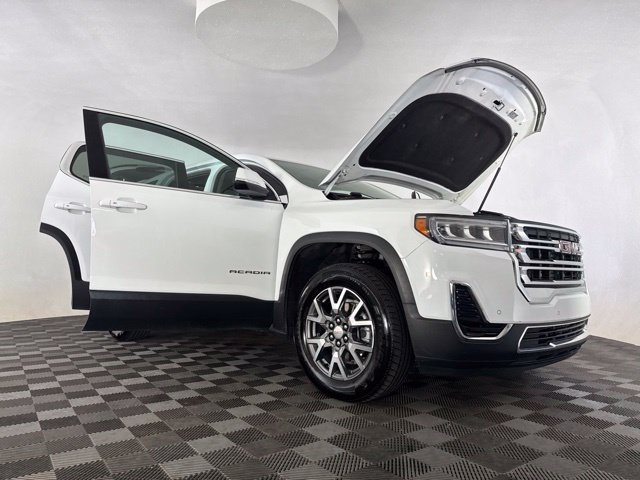 Used 2023 GMC Acadia SLE FWD image 24