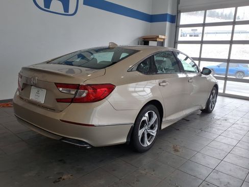 Certified 2020 Honda Accord EX image 4