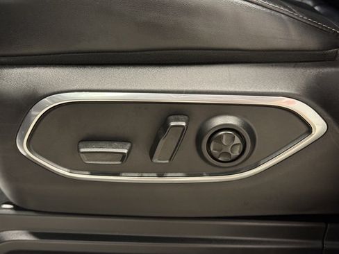 Used 2022 Jeep Wagoneer Series I w/ Convenience Group I AWD/4WD image 26