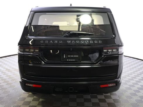 Used 2023 Jeep Grand Wagoneer Series III w/ Rear Seat Video Group 1 image 5