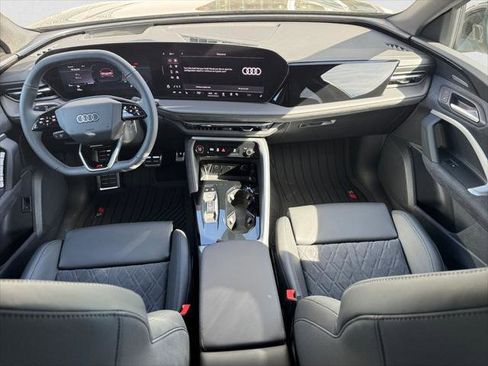 New 2025 Audi SQ5 Premium Plus AWD/4WD image 12