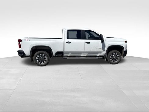 Used 2023 Chevrolet Silverado 2500 Custom w/ Custom Convenience Package AWD/4WD image 8