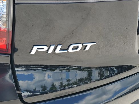 Used 2022 Honda Pilot Touring image 33